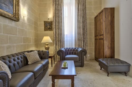 Palazzo Violetta, Reception