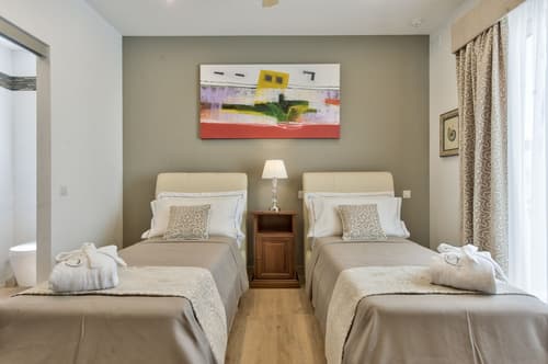 Palazzo Violetta, Room