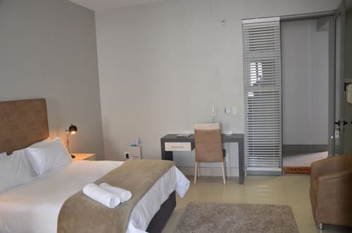 Be Still Accommodation