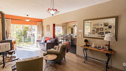 BnB on 8th Avenue, Lobby lounge