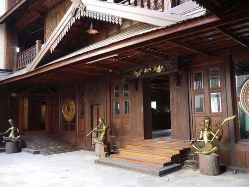 True Siam Rangnam Hotel, Front of property