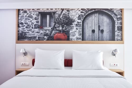 Olive Green Hotel, Room