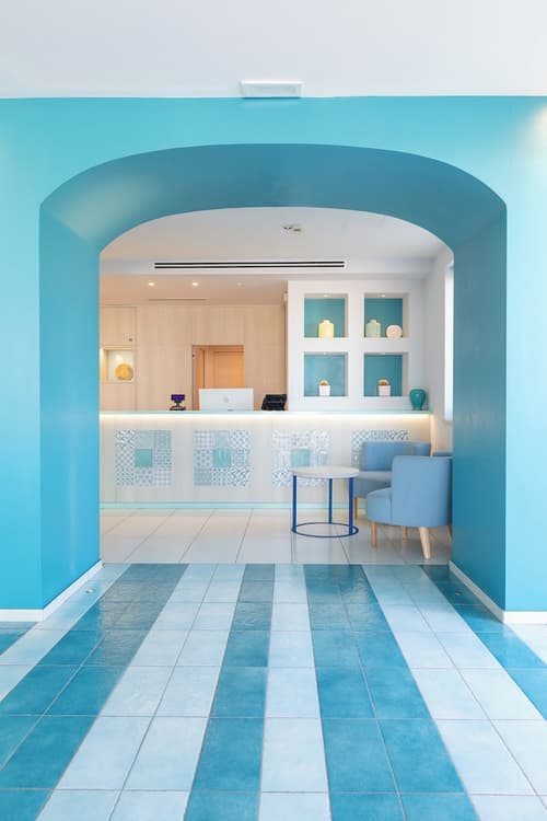 Best Western Hotel Blumarea, Interior entrance