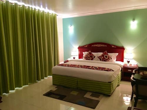 Aldiyar Hotel, Room