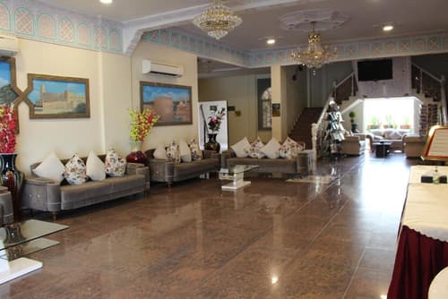 Aldiyar Hotel, Lobby