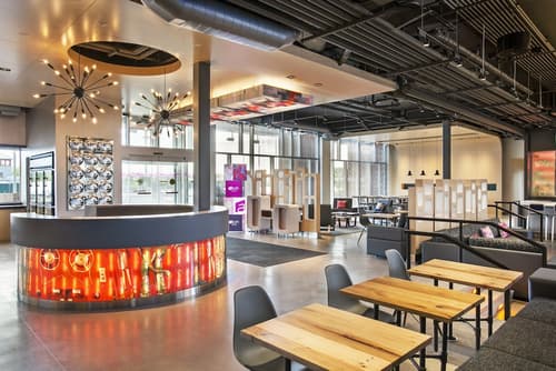 Aloft Syracuse Inner Harbor, Lobby