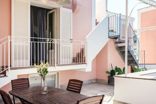 Gioia 13 Apartments & Rooms