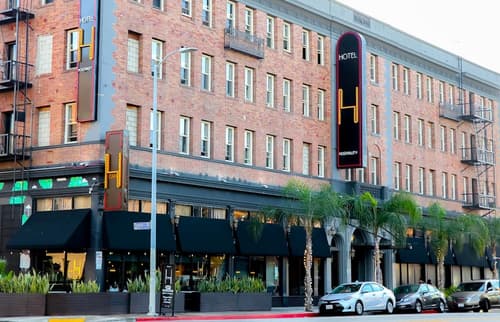 H Hotel, Primary image