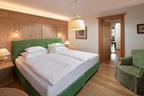 Landsitz Römerhof - Hotel Apartments, Room