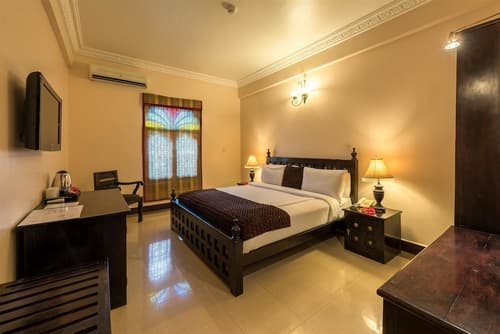 Golden Tulip Stonetown Boutique