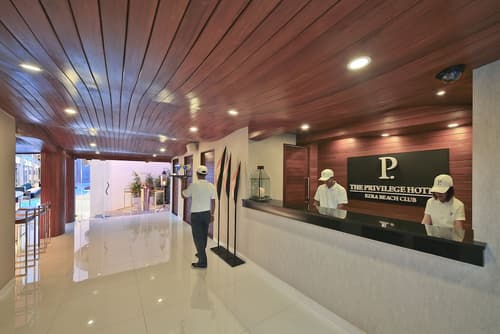 The Privilege Hotel Ezra Beach Club, Reception