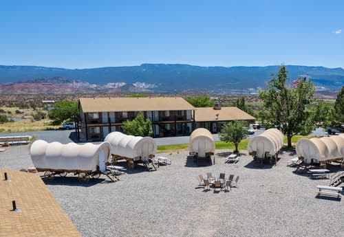 Broken Spur Inn & Steakhouse, Primary image