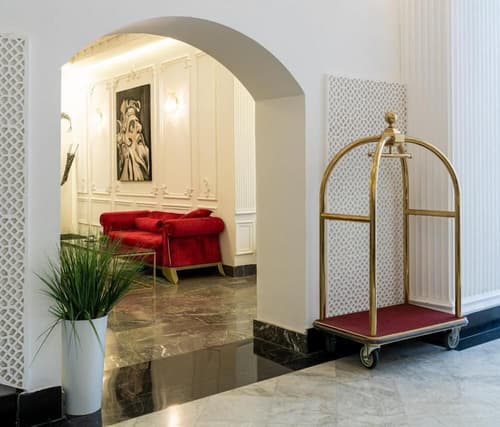 Hotel Majestic, Lobby