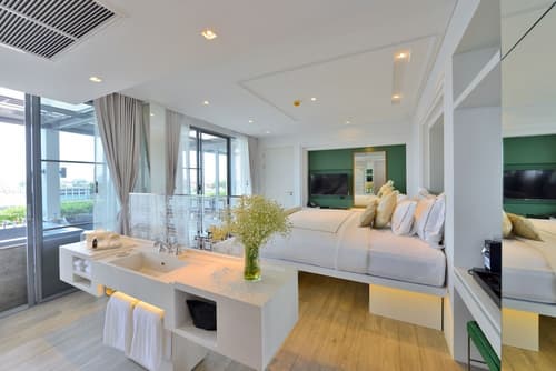 Riva Arun Bangkok, Room