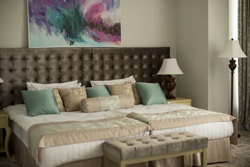 Bristol Central Park Hotel