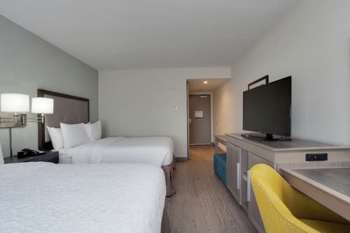 Hampton Inn & Suites Miami Wynwood Design District