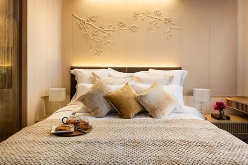 Burlington Hotel, Room