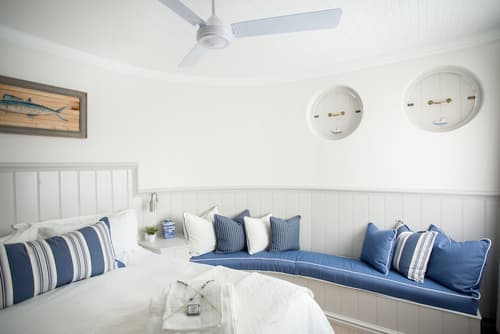 Ocean Watch Guest House, Room