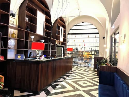 Hotel Monte Cenci, Reception