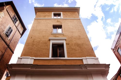 Hotel Monte Cenci, Front of property