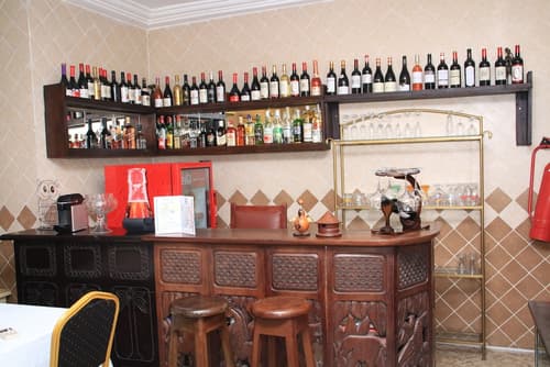 Sun Set Hotel, Restaurant