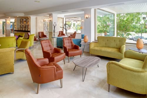 Hotel Morito, Lobby sitting area