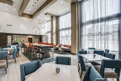 Hampton Inn & Suites North Dallas Central Expy, Reception