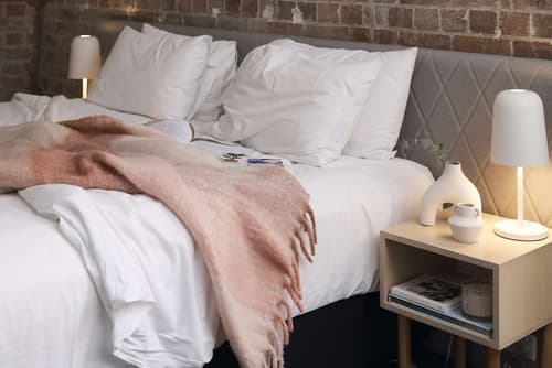 The Ultimo, Primary image