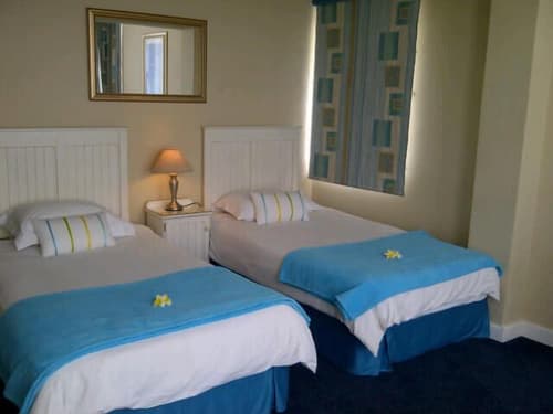 The Russel Hotel