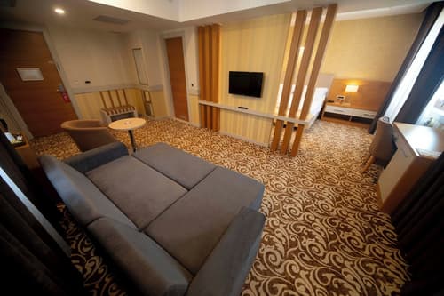 Grand Itimat Hotel