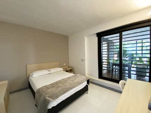 Ayenda 1224 Pixel House, Primary image