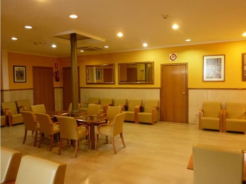 Hotel Roma Reial, Interior entrance