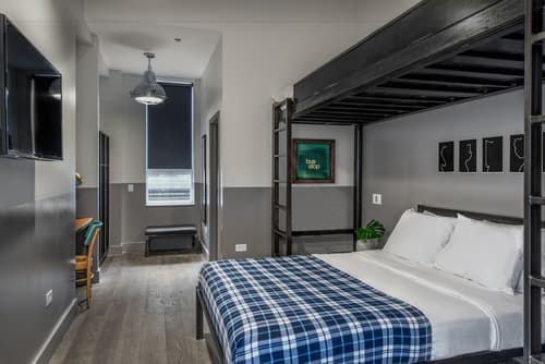 The Chicago Hotel Collection River North