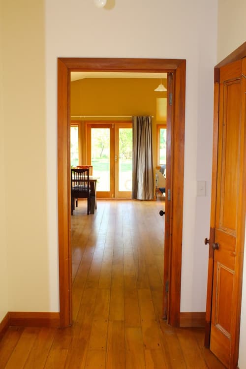The Barn Cabins & Camp, Interior entrance