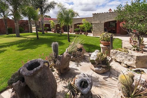 Villa Flumini, Primary image