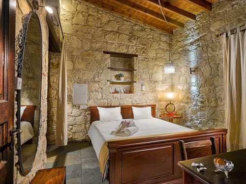 Oinoessa Traditional Boutique Houses