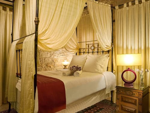 Oinoessa Traditional Boutique Houses