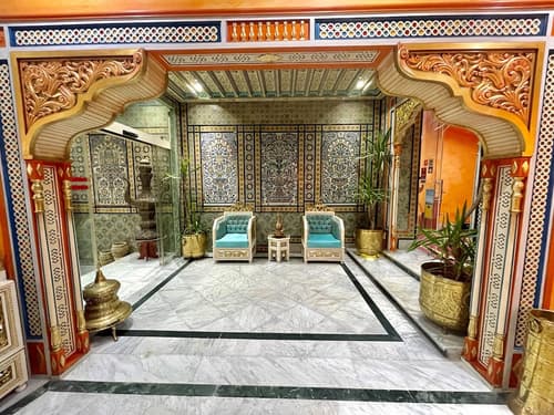 Royal Victoria - Ex British Embassy