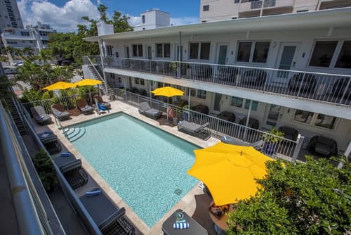 Waterside Hotel and Suites