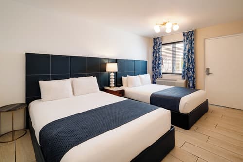 Waterside Hotel and Suites