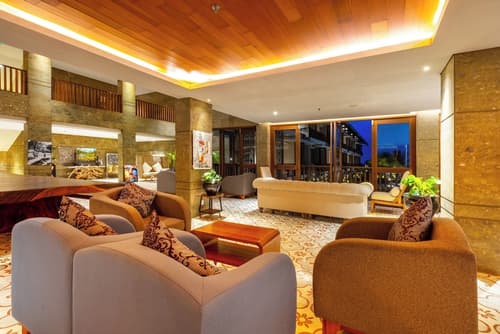 Swarga Suites Bali Berawa, Marclan Collection, Lobby