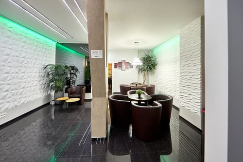 Hotel City Center, Lobby sitting area