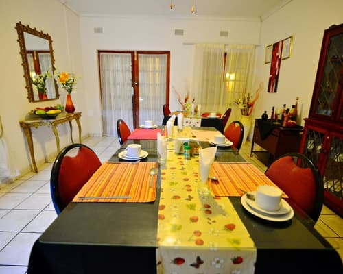 Lalamo Guest House, Dining