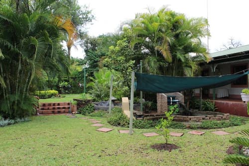 Lalamo Guest House, Property grounds