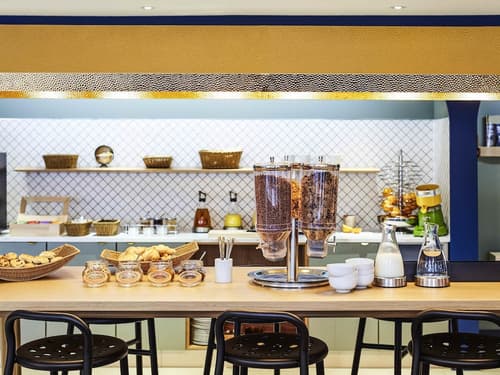 Aparthotel Adagio Edinburgh Royal Mile, Breakfast area