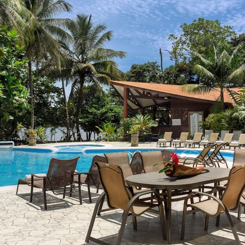 Aninga Lodge, Primary image