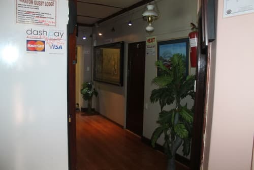 Miraton Guest Lodge, Interior entrance