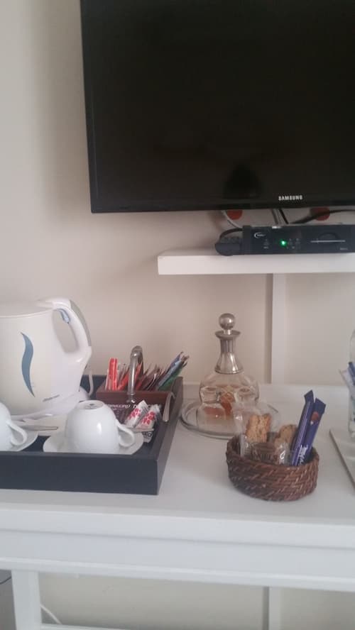 Sandals Guest House, Coffee and/or coffee maker