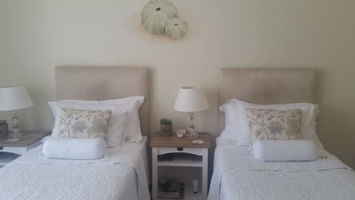 Sandals Guest House, Room