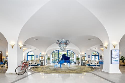 Risemount Premier Resort Da Nang, Lobby